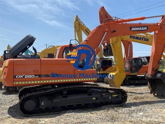 Doosan DX 260LC Kāpurķēžu ekskavatori