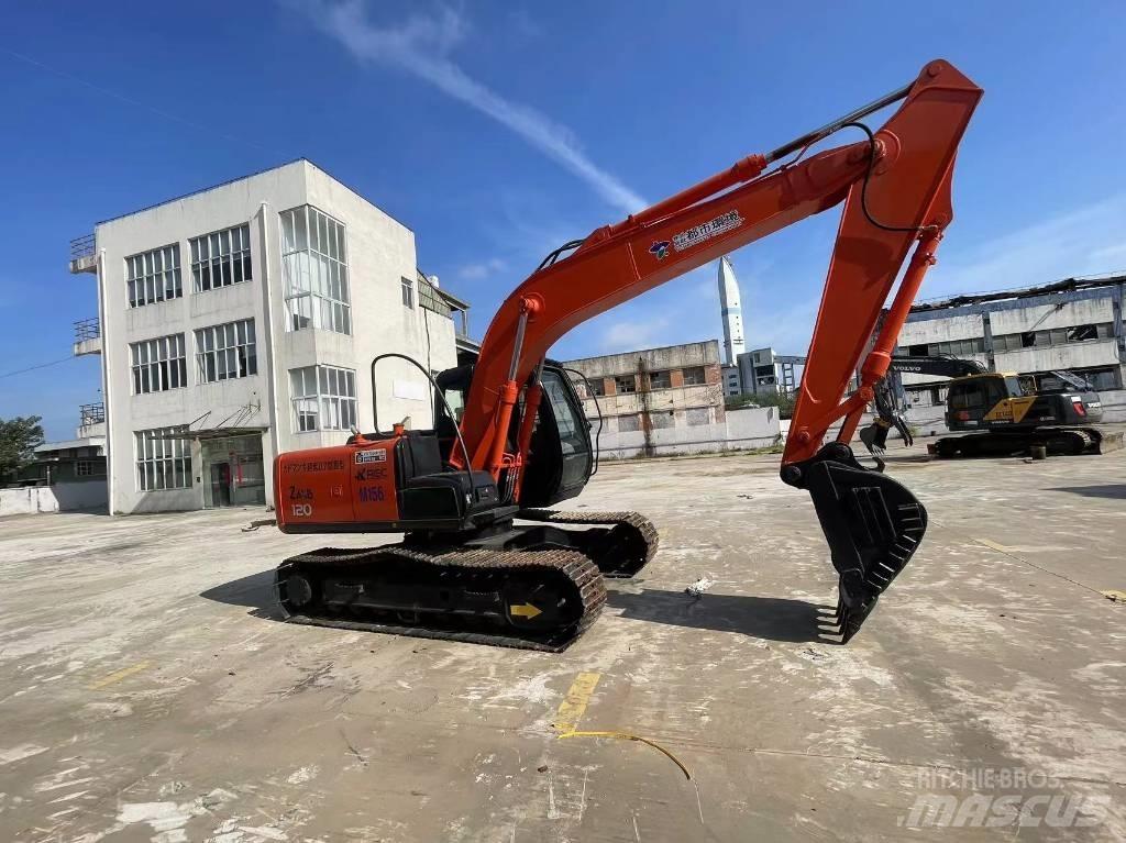 Hitachi ZX 120 Kāpurķēžu ekskavatori