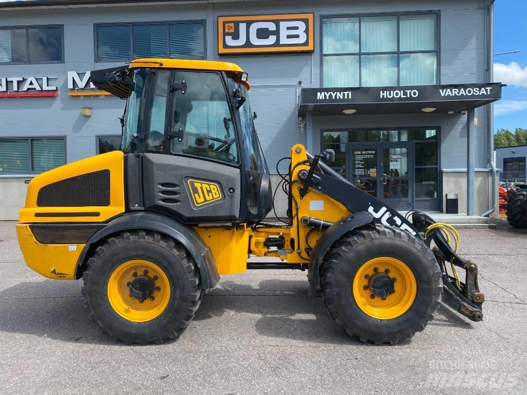 JCB 409 T4 Iekrāvēji uz riteņiem