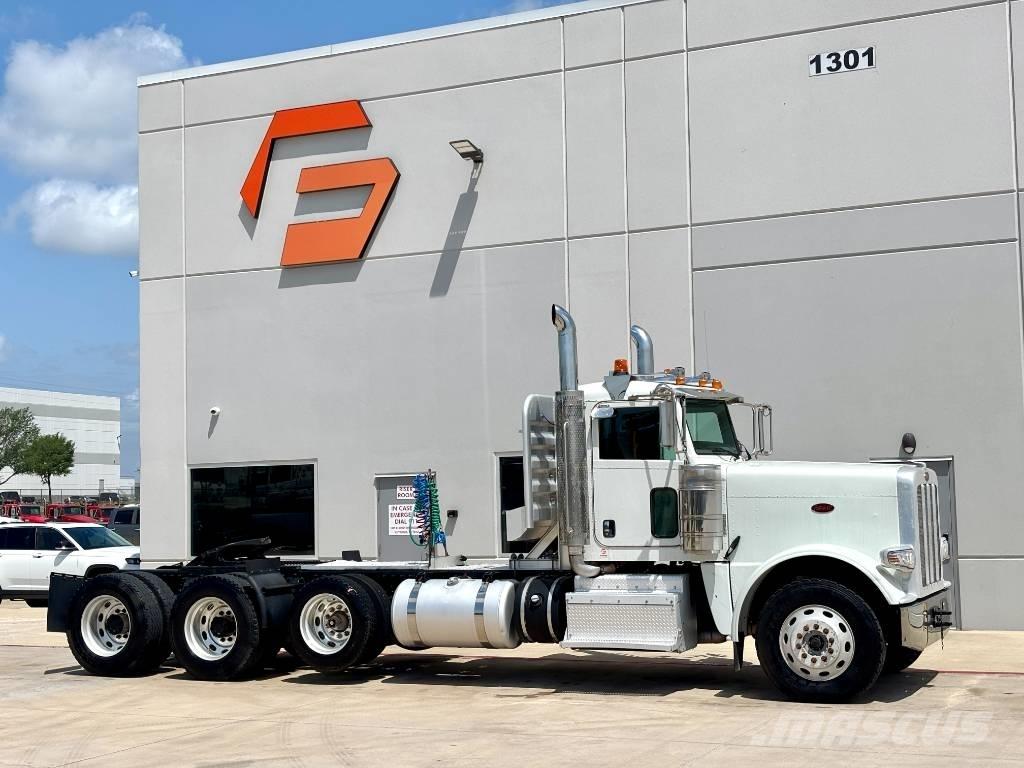 Peterbilt 388 Vilcēji