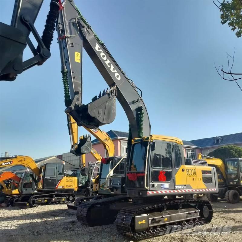 Volvo EC 210 Kāpurķēžu ekskavatori