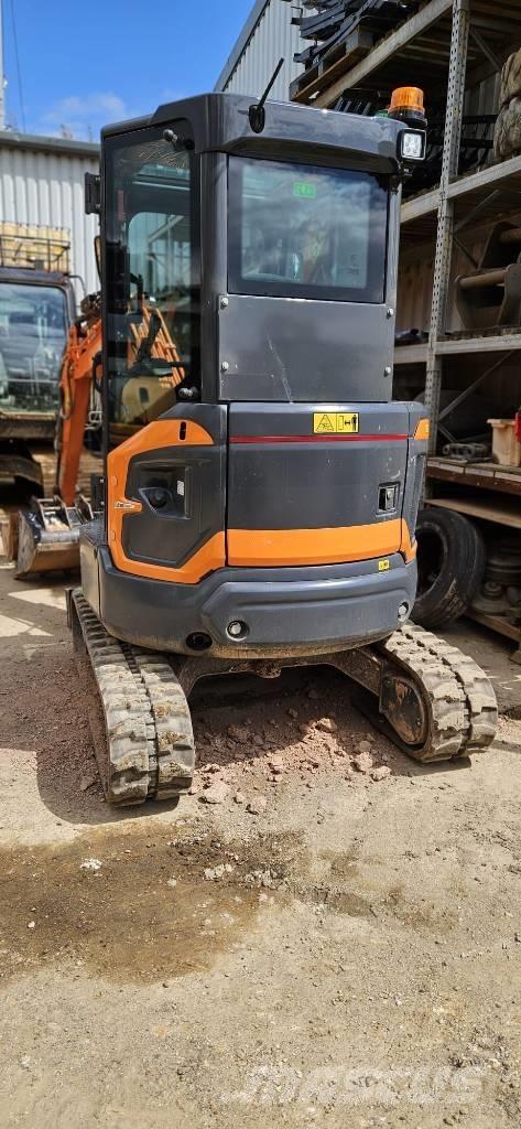 Develon DX 27 Z-7 Mini ekskavatori < 7 t