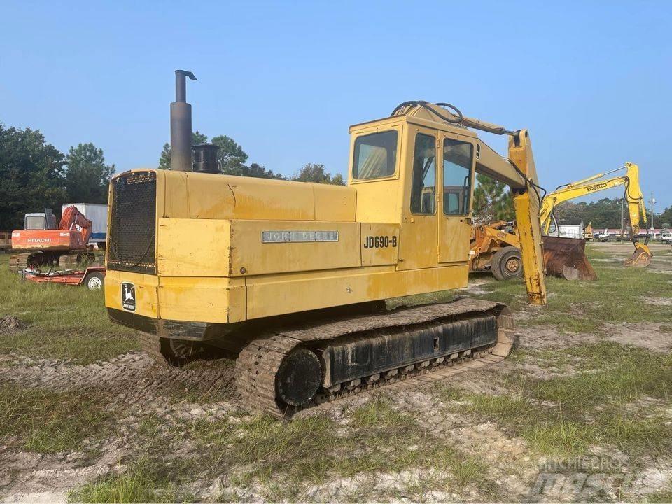 John Deere 690 B Kāpurķēžu ekskavatori