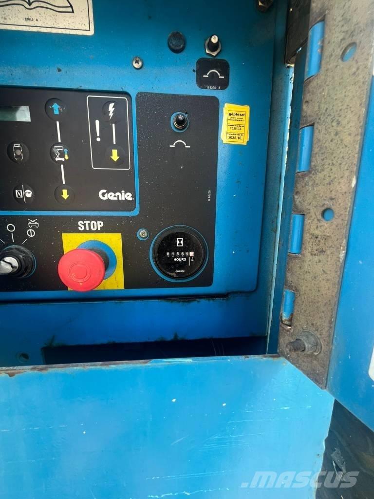 Genie GS 3384 RT Šķerveida pacēlāji