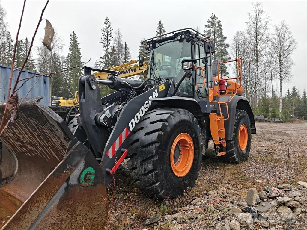 Doosan DL380-7 Iekrāvēji uz riteņiem