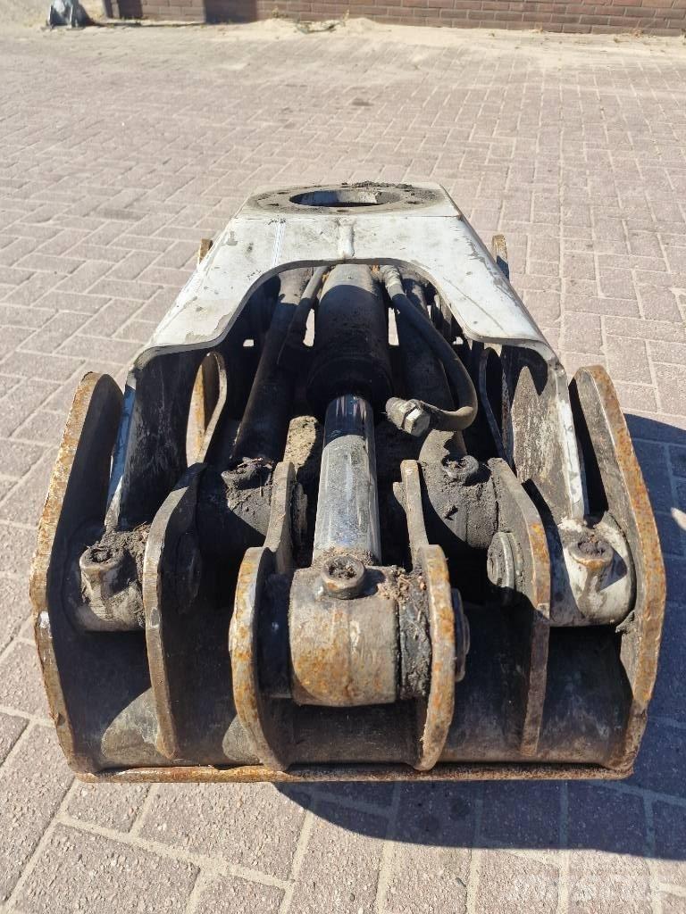 Komatsu G36 Mežizstrāde- Citi