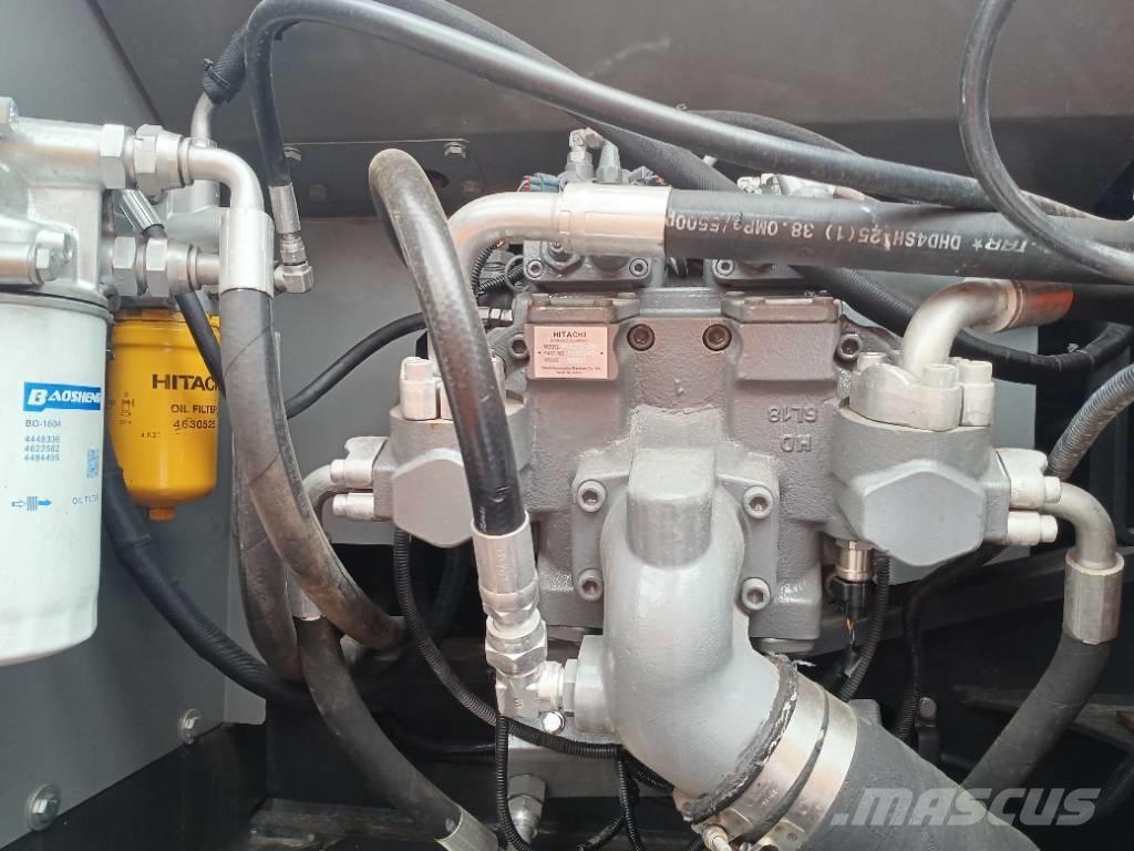 Hitachi ZX 200 Kāpurķēžu ekskavatori