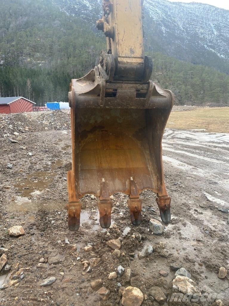 CAT 336 EL Kāpurķēžu ekskavatori