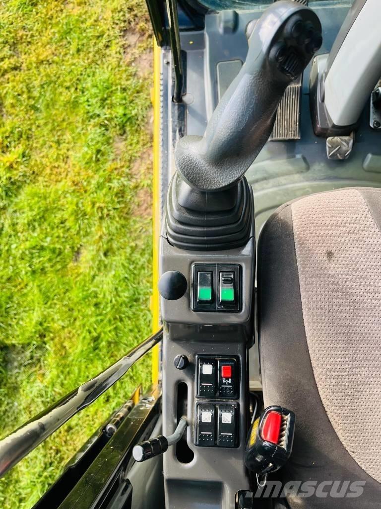 CAT M 315 D Ekskavatori uz riteņiem