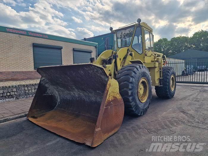 CAT 966C Iekrāvēji uz riteņiem