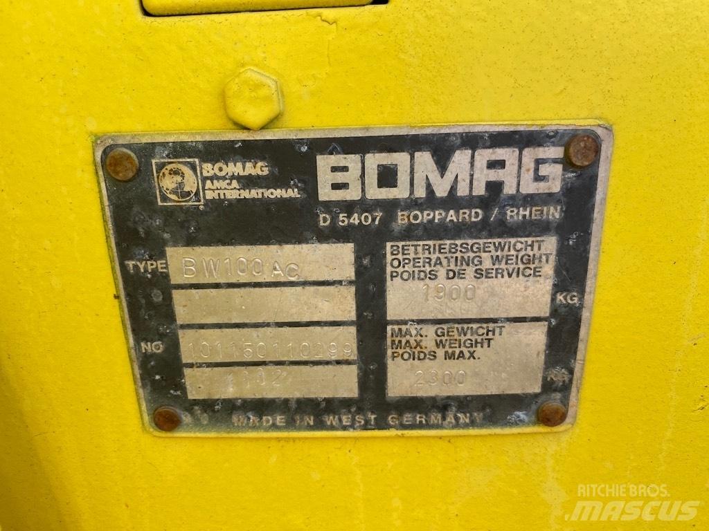 Bomag BW 100 AC Kombinētie veltņi