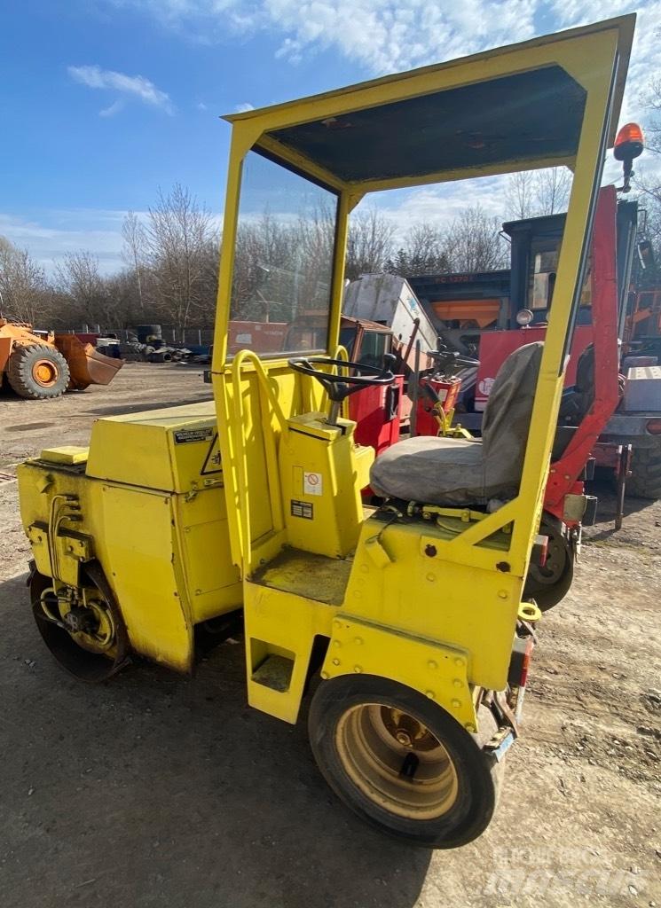 Bomag BW 100 AC Kombinētie veltņi