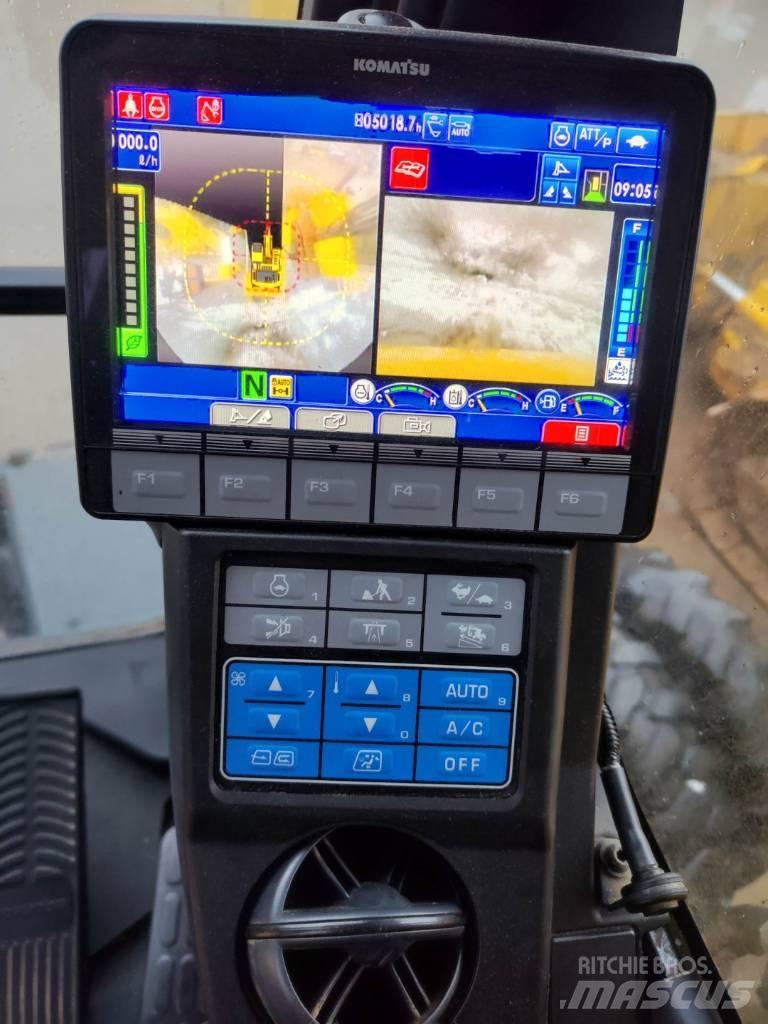 Komatsu PW180-11 Ekskavatori uz riteņiem