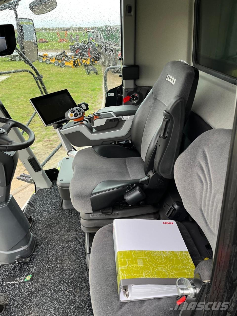 CLAAS Lexion 5300 Ražas novākšanas kombaini