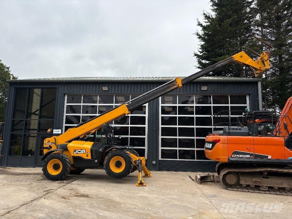 JCB 533-105 Teleskopiskie manipulatori