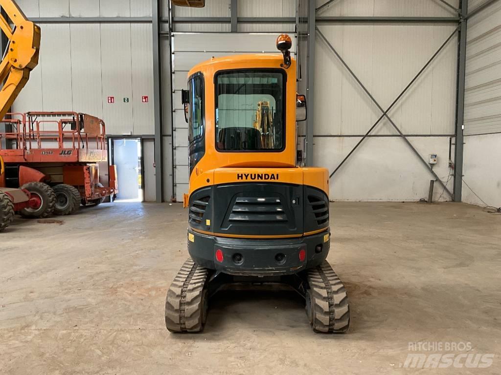 Hyundai 30 Z-9AK Mini ekskavatori < 7 t