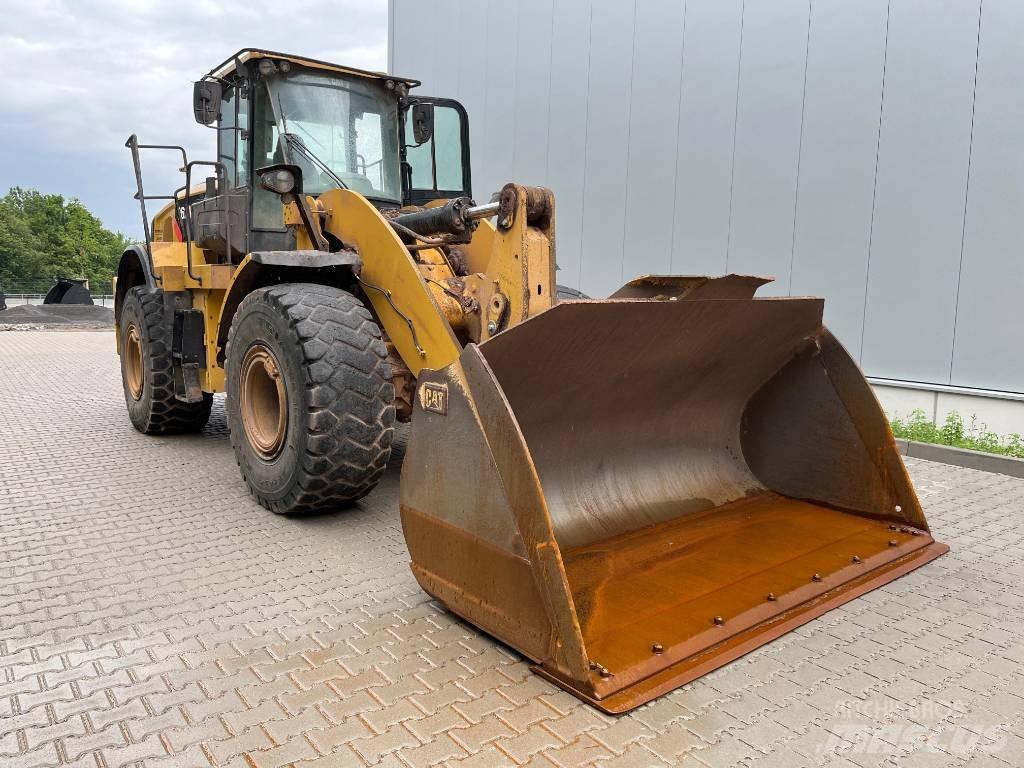 CAT 962 M Iekrāvēji uz riteņiem
