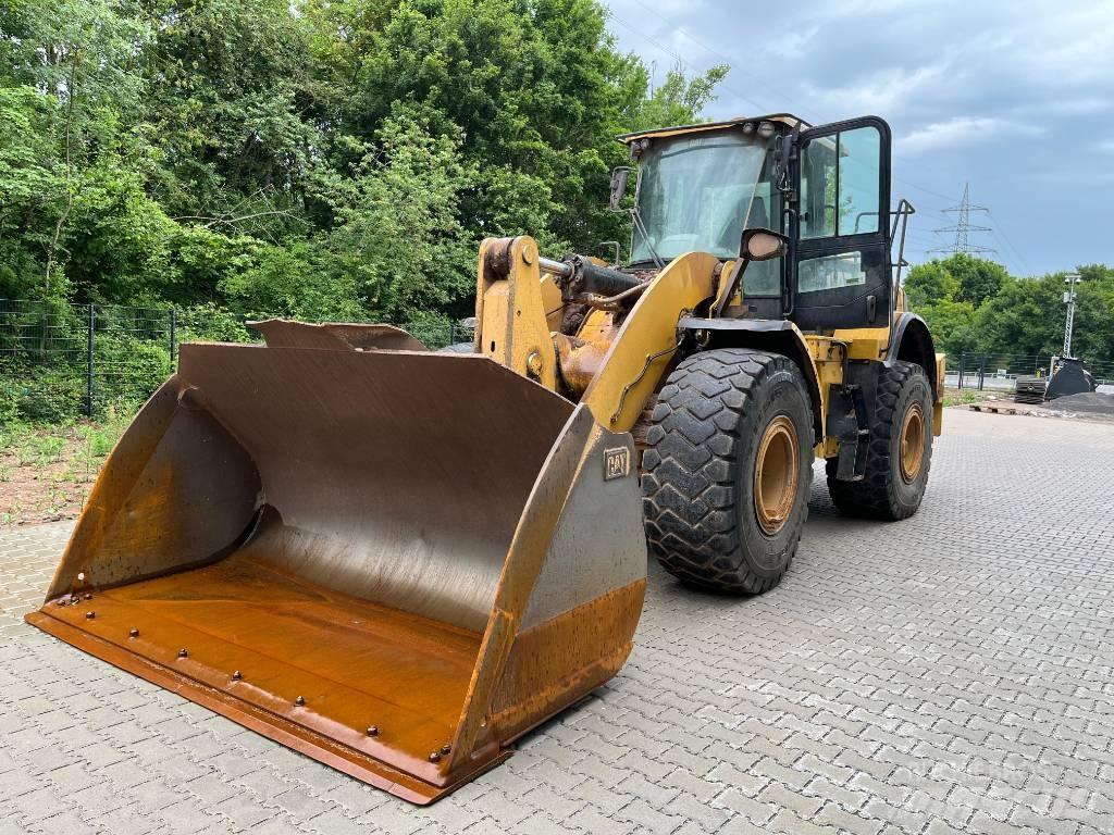 CAT 962 M Iekrāvēji uz riteņiem