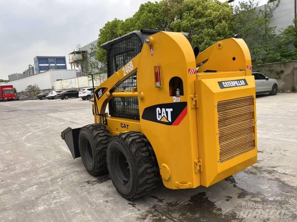 CAT 246 B Mini iekrāvēji