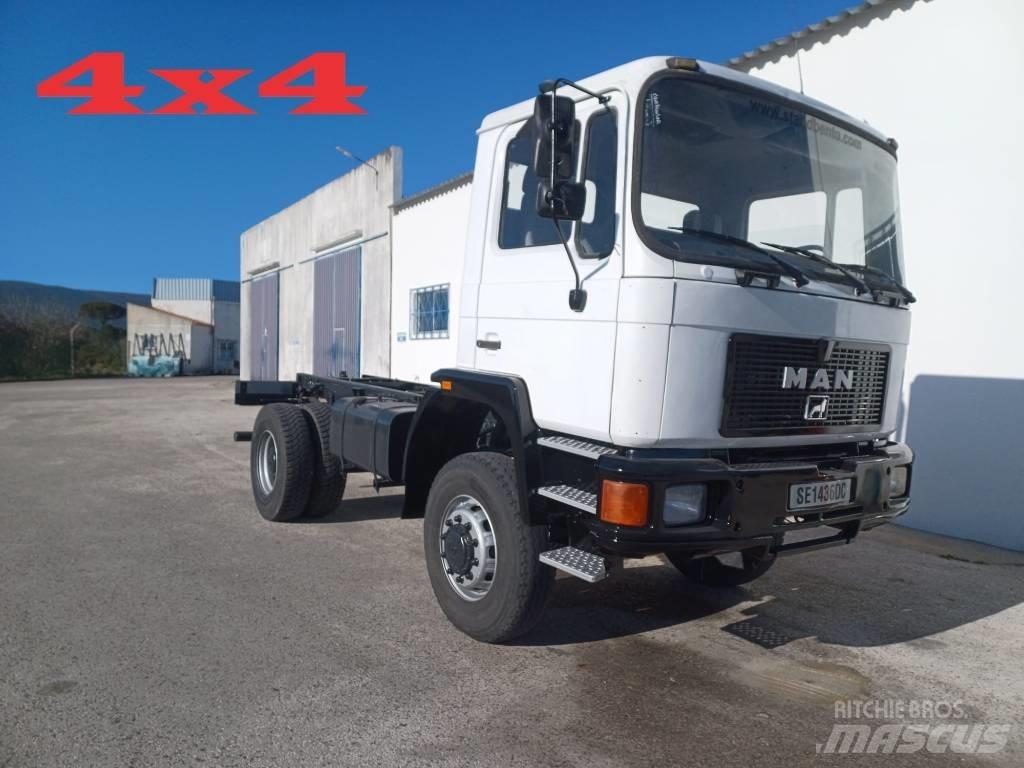 MAN 18.232 AF 4X4 Šasija ar kabīni