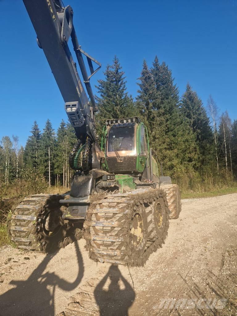 John Deere 1270G Harvesteri