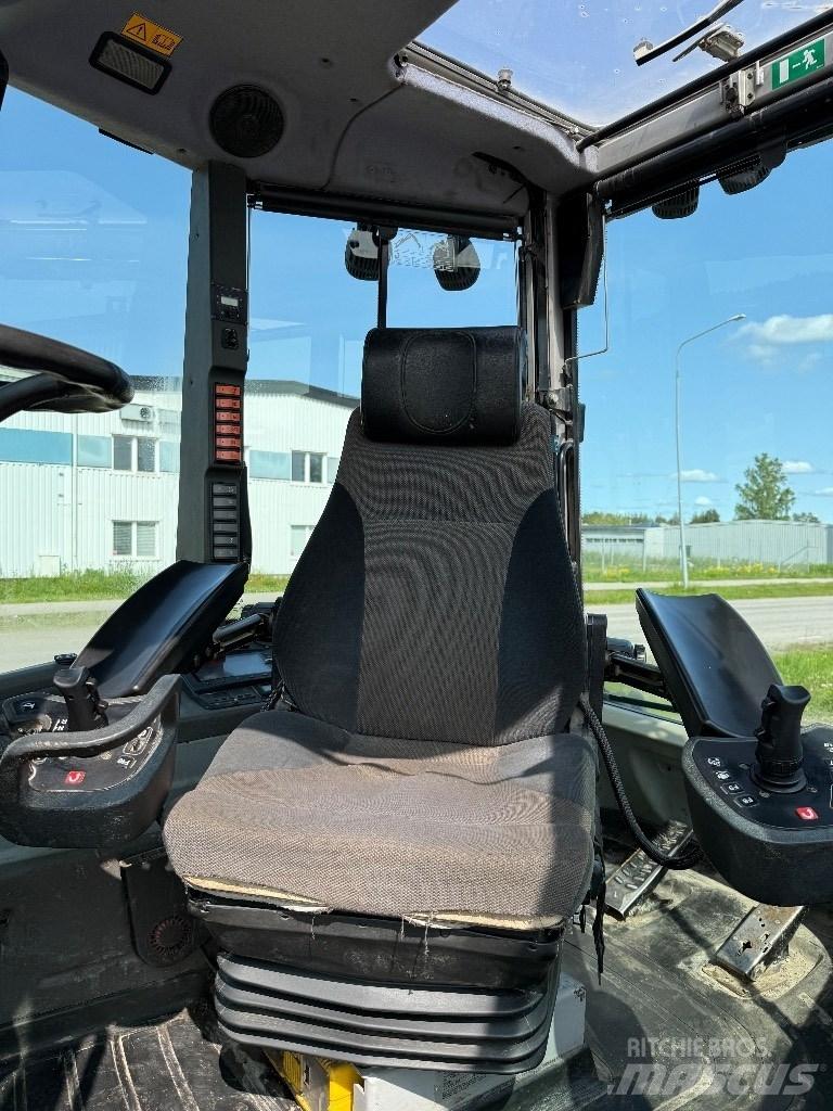 Huddig 1260 C Ekskavatori-iekrāvēji