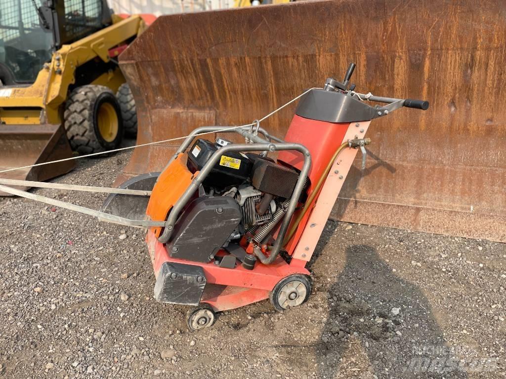 Husqvarna FS413 Betona/javas maisītāji