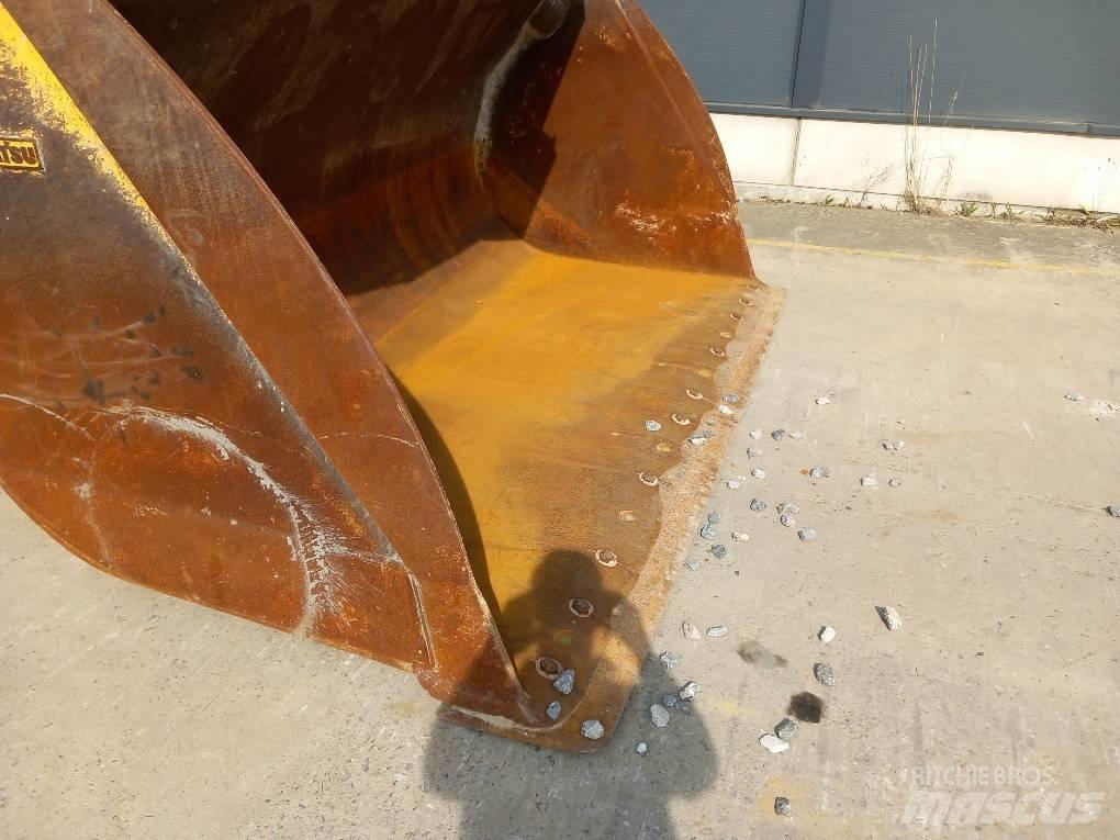 Komatsu WA475-10 Iekrāvēji uz riteņiem