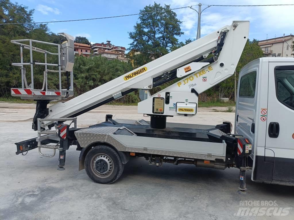 Palfinger P 170 TXE Pacēlāji uz automašīnas bāzes