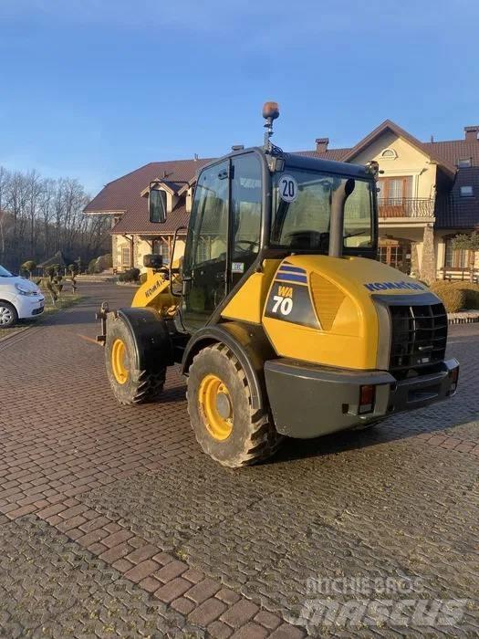 Komatsu WA 70-6 Iekrāvēji uz riteņiem