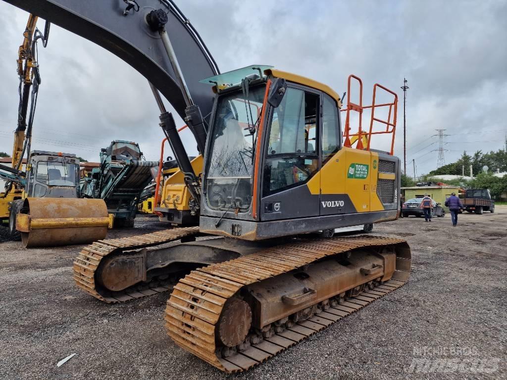 Volvo EC 220 E Kāpurķēžu ekskavatori