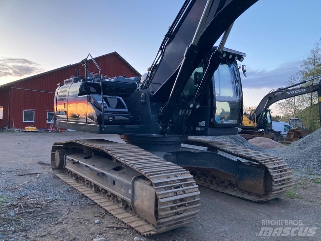 Kobelco SK 300 LC Kāpurķēžu ekskavatori