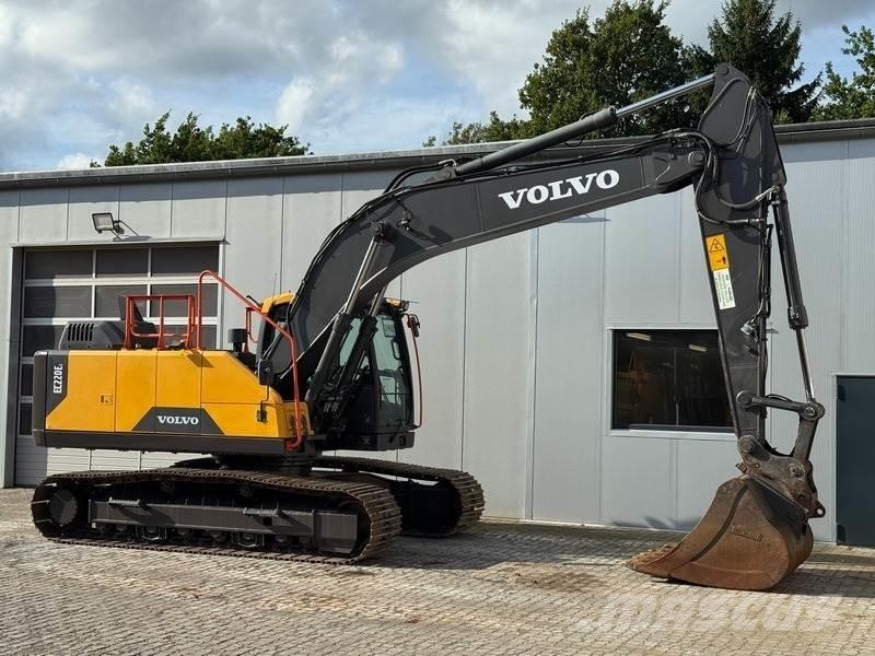 Volvo EC 220 EL Kāpurķēžu ekskavatori