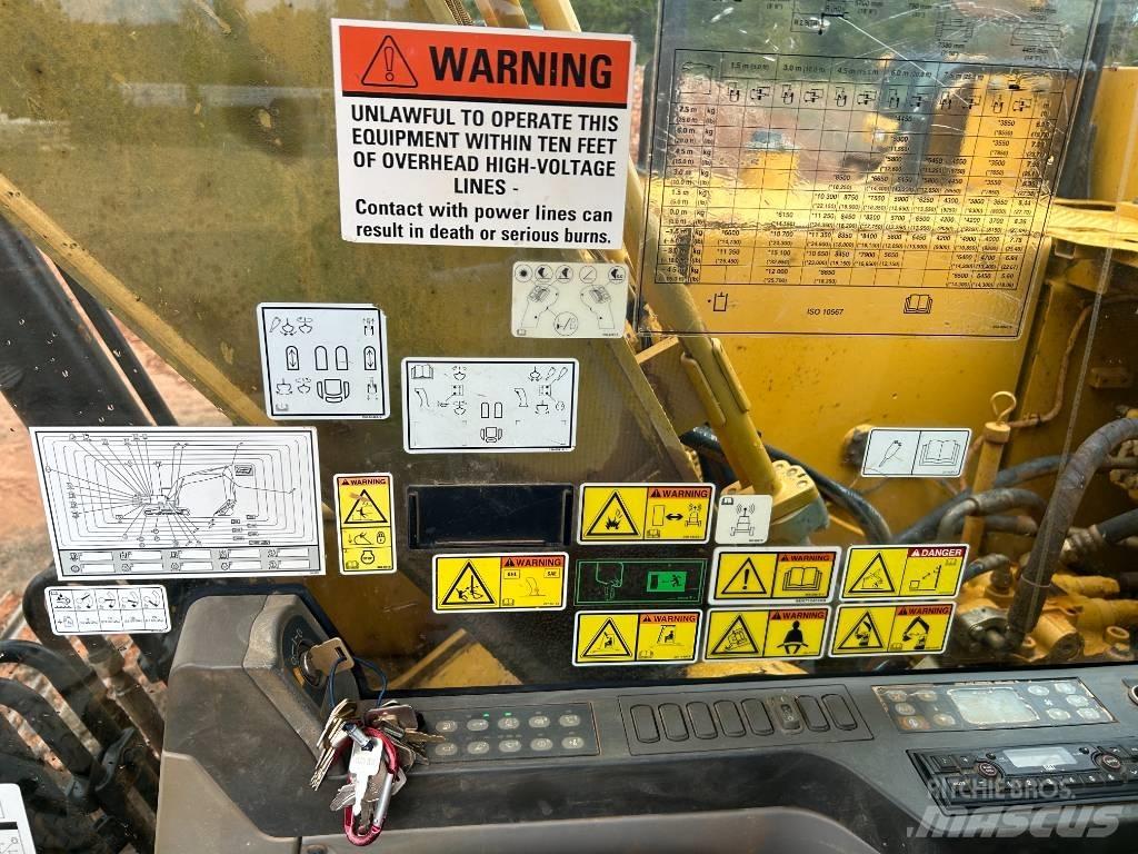 CAT 323FL Kāpurķēžu ekskavatori