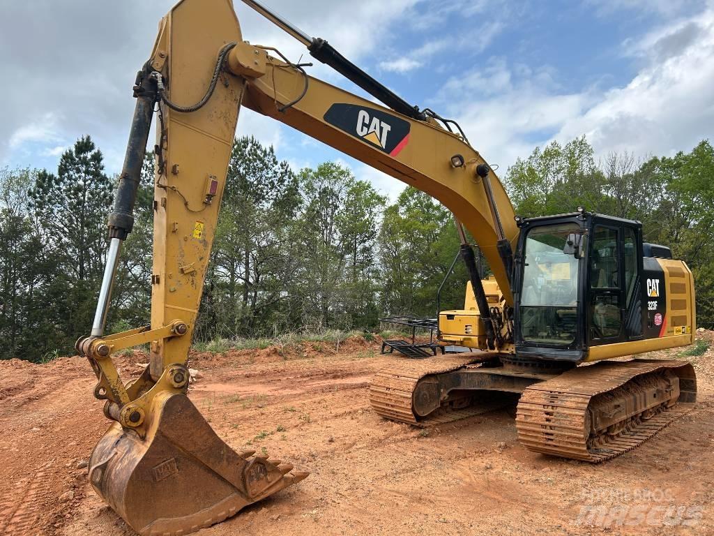 CAT 323FL Kāpurķēžu ekskavatori