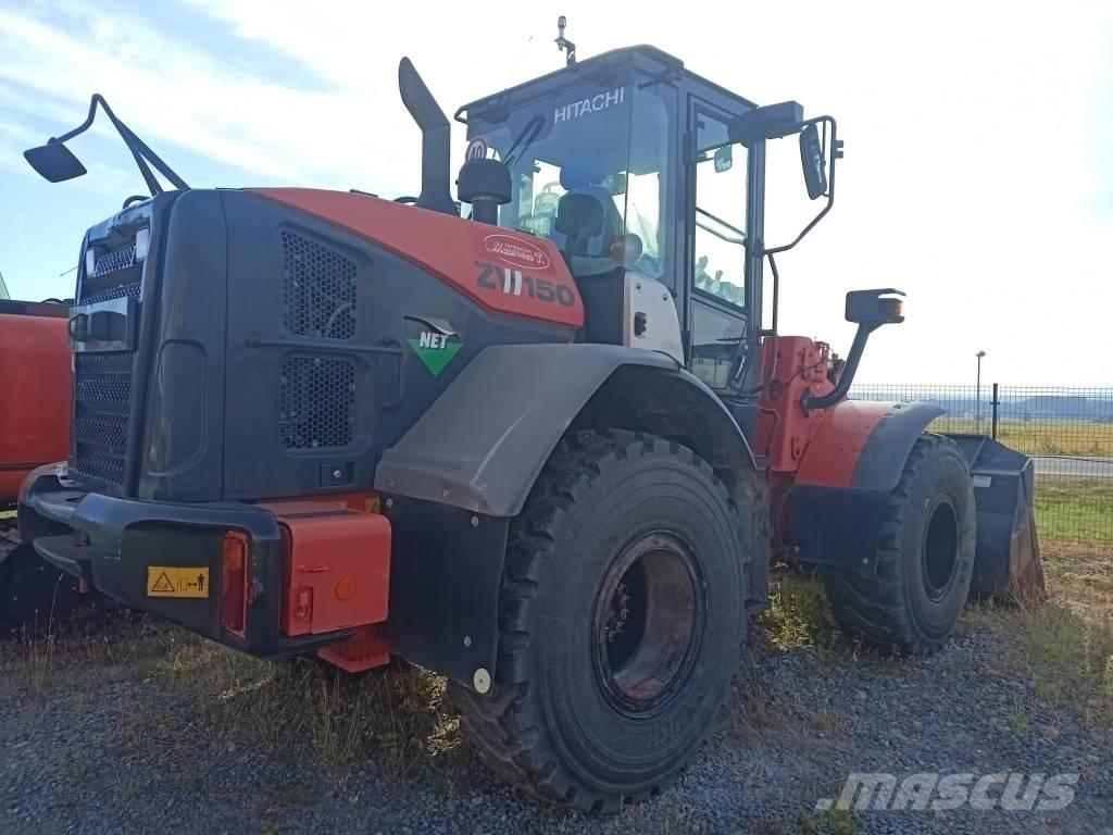 Hitachi ZW150 Iekrāvēji uz riteņiem