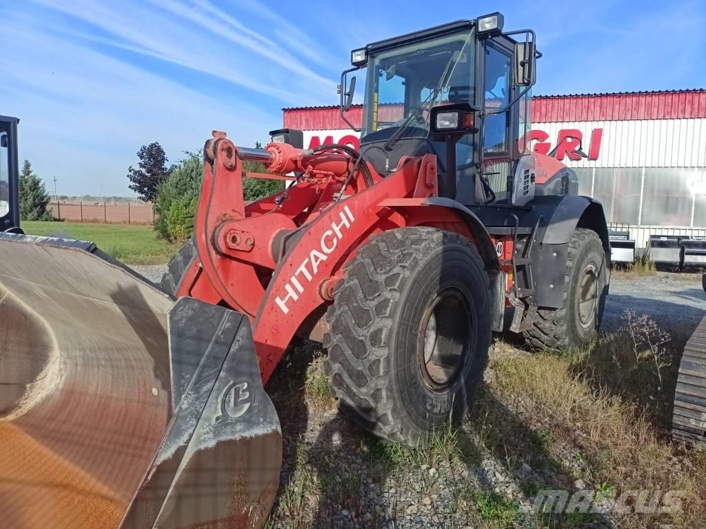 Hitachi ZW150 Iekrāvēji uz riteņiem