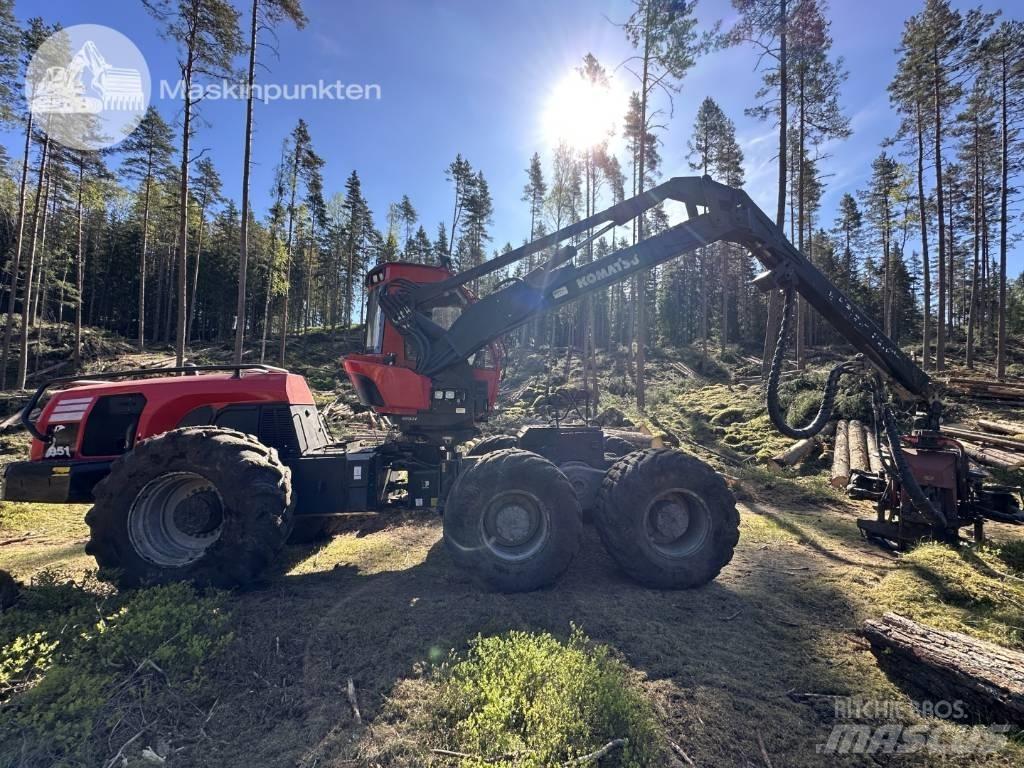 Komatsu 951 Harvesteri