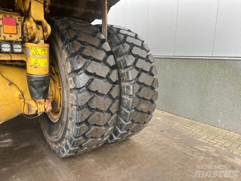 CAT 775 G Karjeras kravas automašīnas