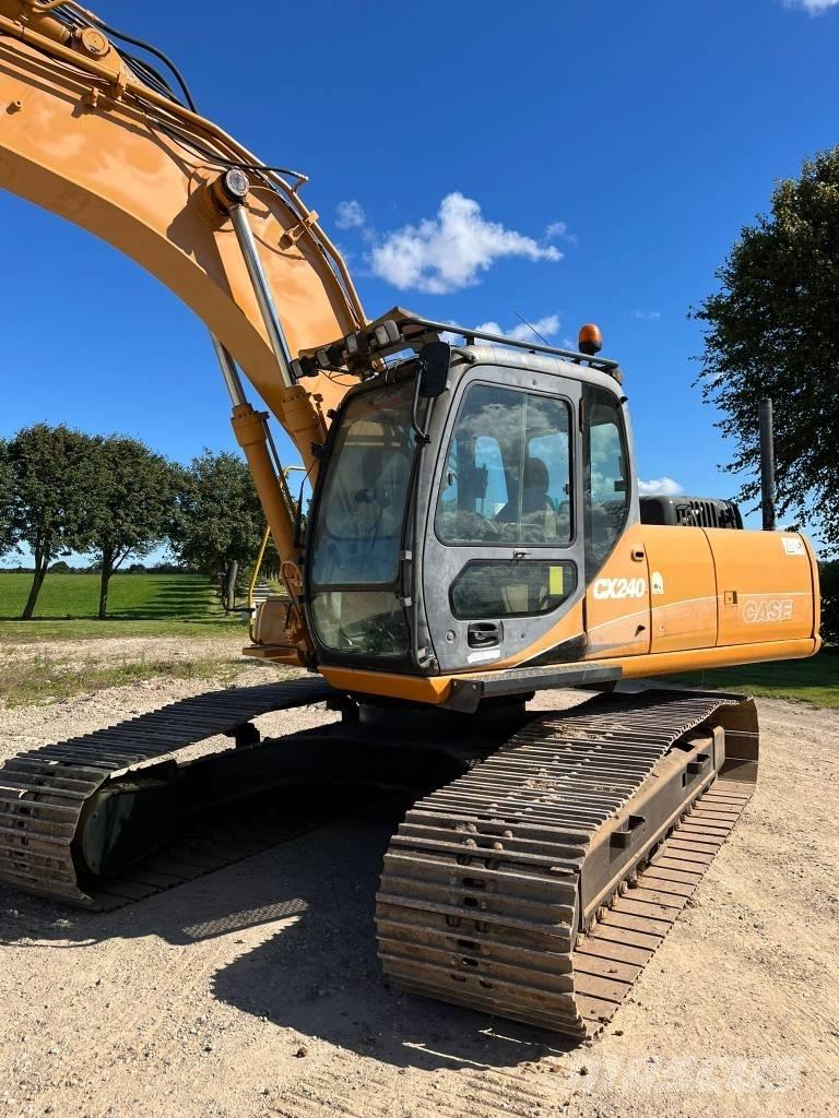 CASE CX 240 Kāpurķēžu ekskavatori