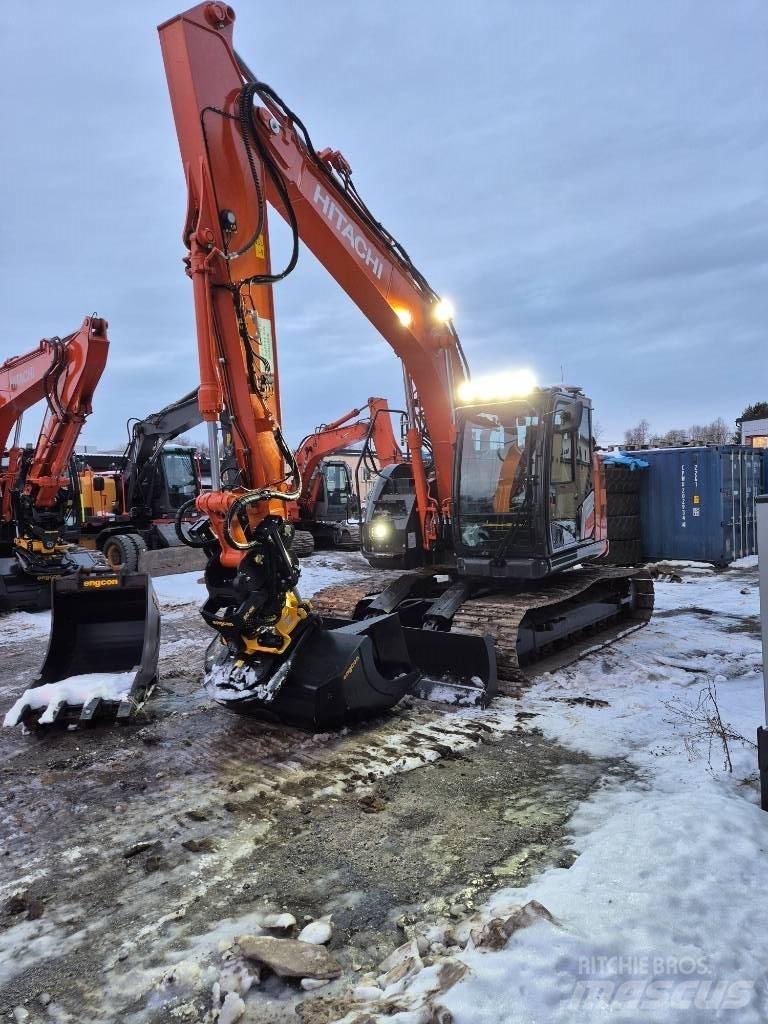 Hitachi ZX 135 US-7 Kāpurķēžu ekskavatori