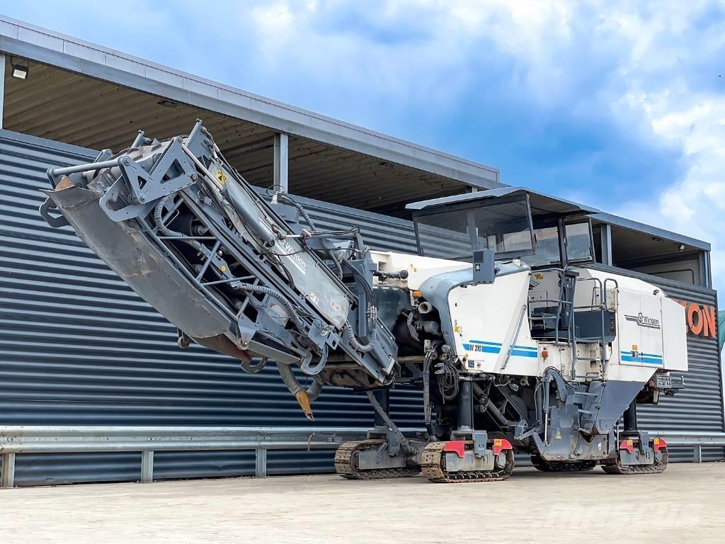 Wirtgen W 210 Asfalta dzesēšanas iekārtas