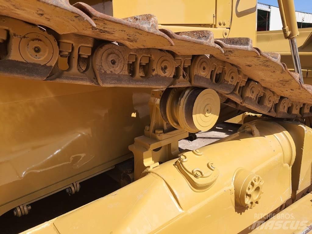 CAT D 6 R XL III Kāpurķēžu buldozeri