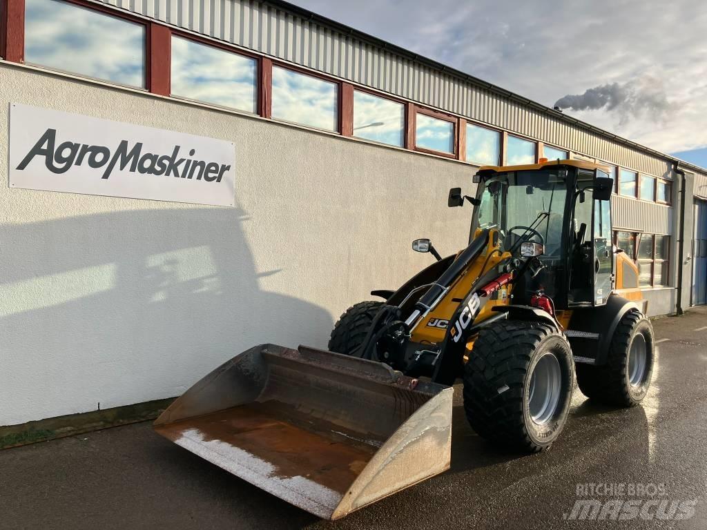 JCB 409 STAGE V - AGRI Mini iekrāvēji