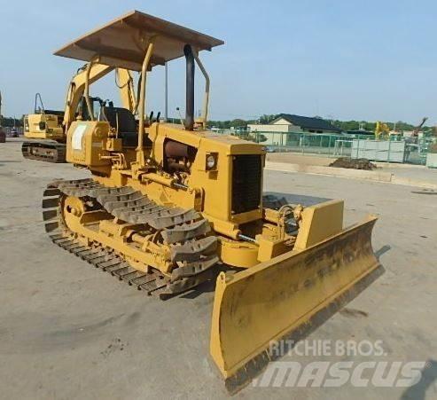 Mitsubishi BD2F Kāpurķēžu buldozeri