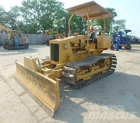 Mitsubishi BD2F Kāpurķēžu buldozeri
