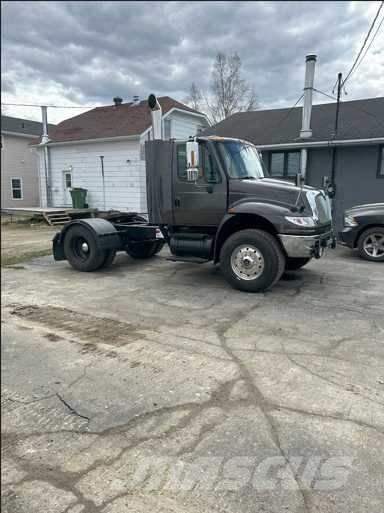 International 4400 Vilcēji