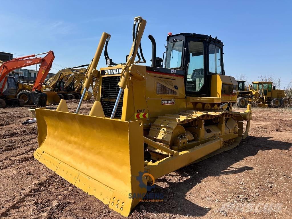 CAT D 6 G Kāpurķēžu buldozeri