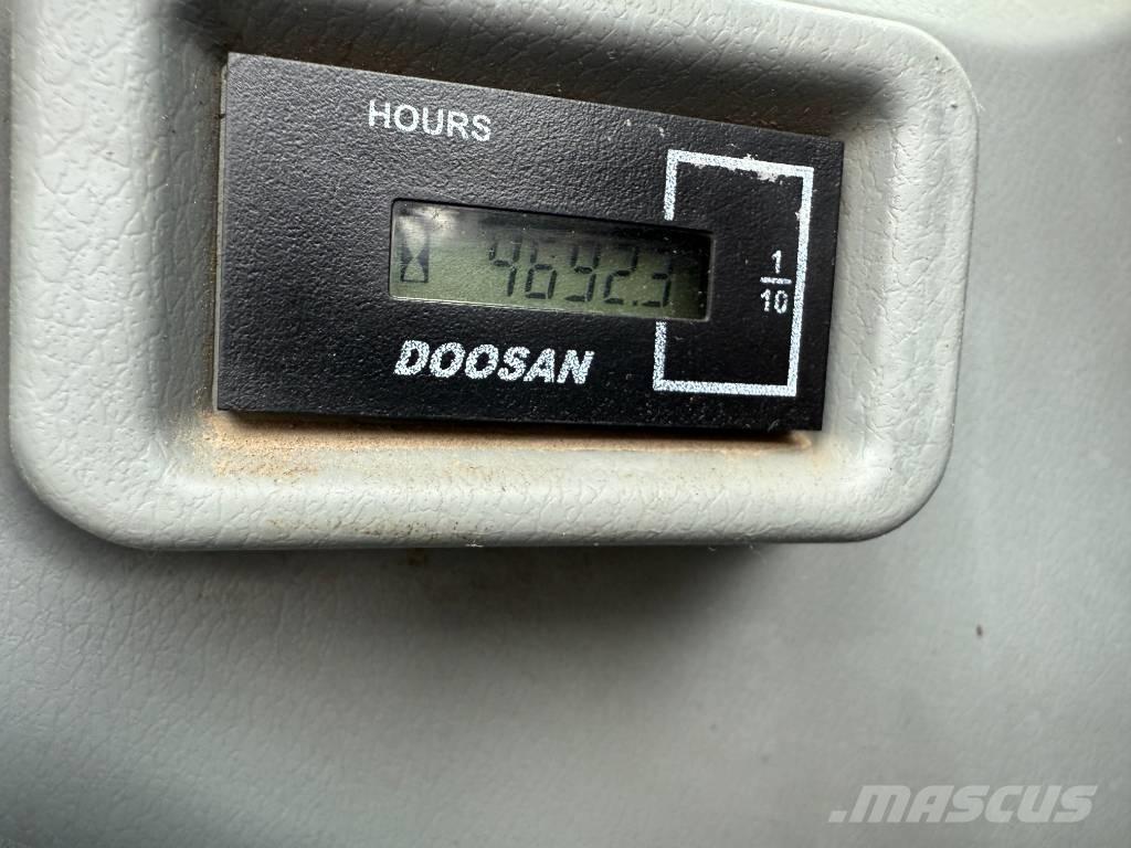 Doosan DX 235 LCR-5 Kāpurķēžu ekskavatori