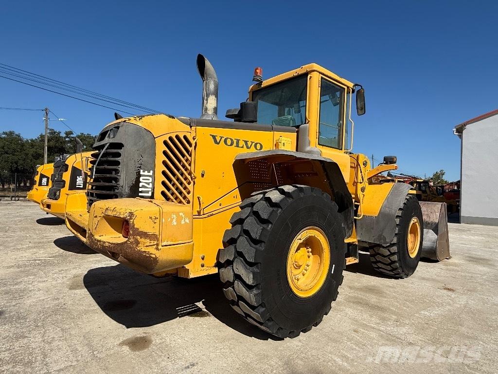 Volvo L 120 E Iekrāvēji uz riteņiem